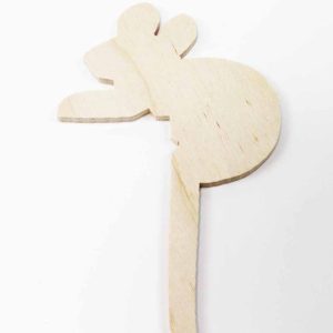 25608 HÖRNMUS jagad av katt 11x12 cm