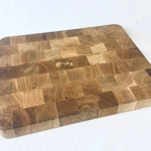 24110 Skärbräda i ek 40x30x4 cm